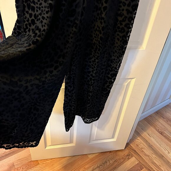 NWT Anthropologie Greylin Cerise Burnout Velvet Jumpsuit - Picture 4 of 10